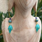 boucles d'oreilles pendantes feuilles vertes et amazonite cristal de swarovski