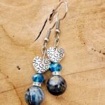 Boucles d'oreilles cœur cyanite - l'alvéole des minéraux
