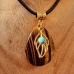 Pendentif œil de tigre -pierre-protection-mauvaises-ondes L'alvéole des minéraux