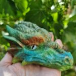 Dragon orgonite portant le prénom de Rama comme la divinité hindou du bonheur et de la paix , vous aidera dans vos méditations. Création unique vibratoire.