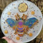 Orgonite création - Divine Abeille- minéraux et métaux alveole des minéraux