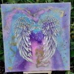 Tableau énergétique ailes angéliques 40x40 sur toile violet rose bleu énergie douce et protection